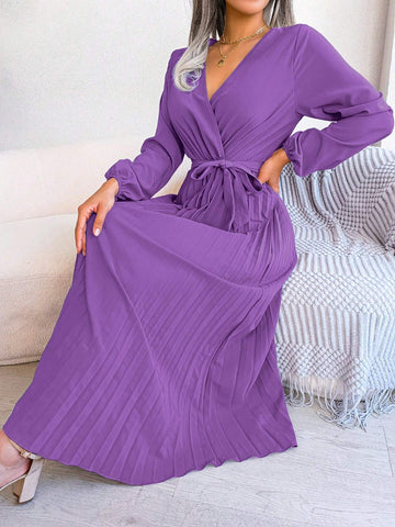 European And American Style Cross V-Neck Pleated Swing Dress For Spring And Summer