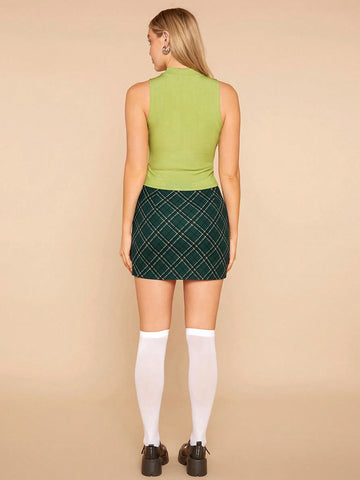 Letter Graphic Mock Neck Tank Top & Plaid Skirt Set