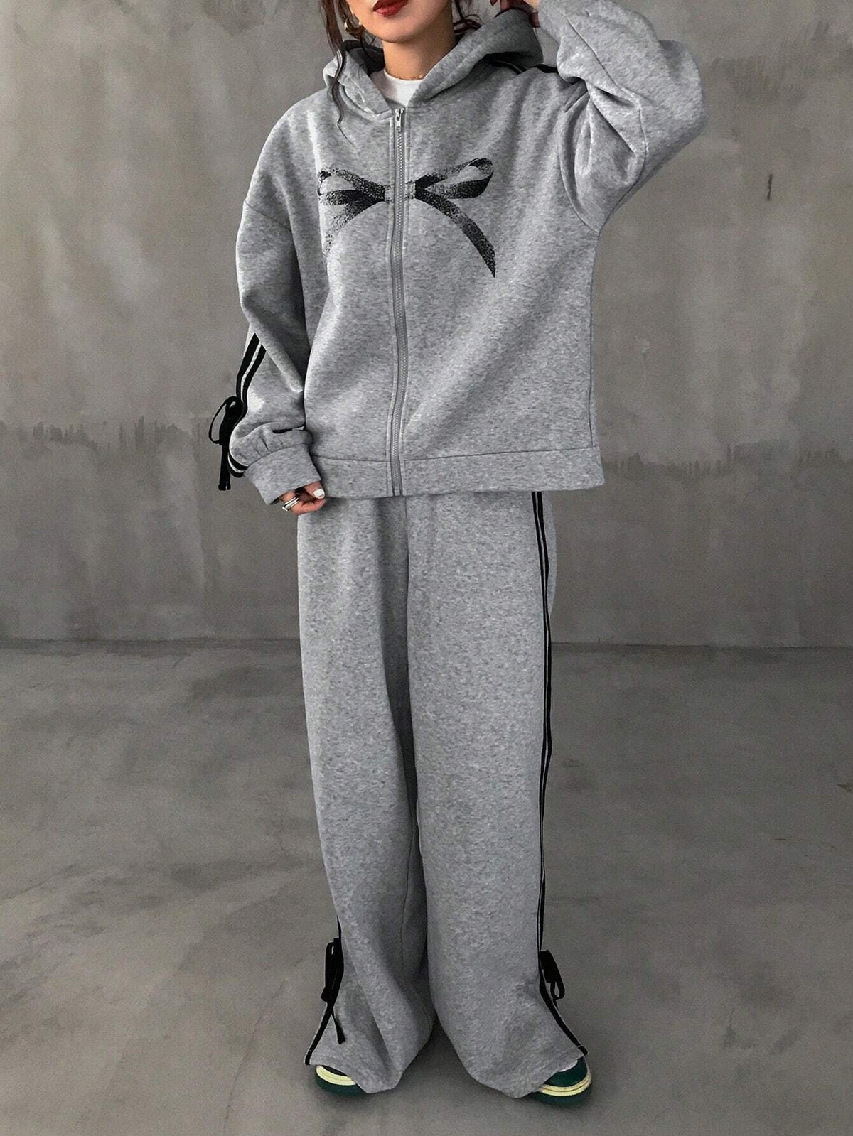 FRIFUL 2pcs Women Bow Contrast Color Zipper Hoodie Top And Pants Casual Set
