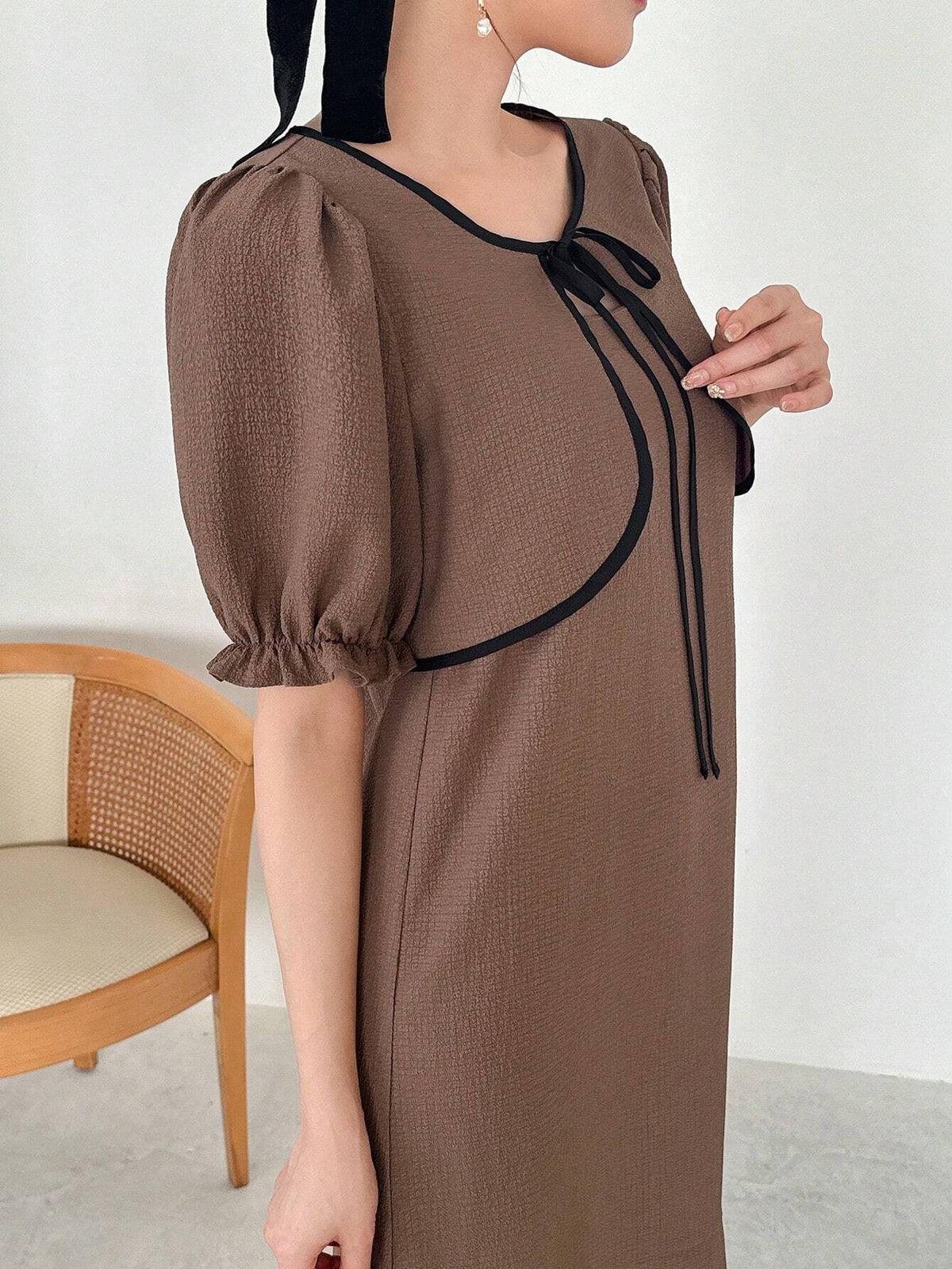 FRIFUL Ladies" Spring And Summer Casual Color-Block Lace-Up Bubble Sleeve Top And Solid Color Mermaid Cami Dress Combo