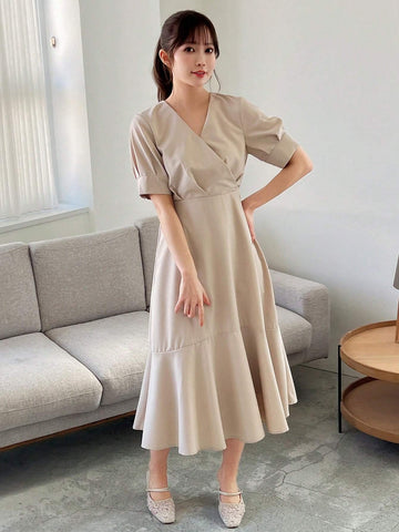 FRIFUL Solid Color V-Neck Dress With Ruffle Hemline
