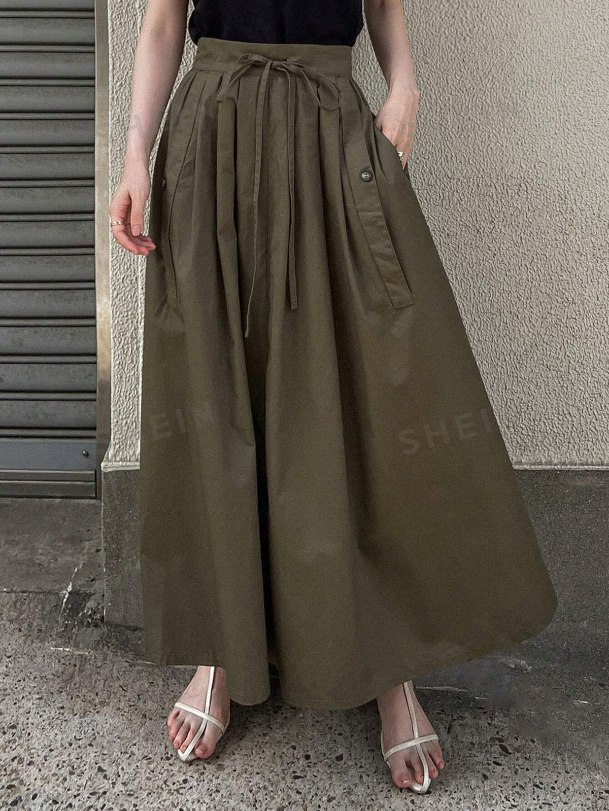 FRIFUL Solid Tie Front Flare Skirt