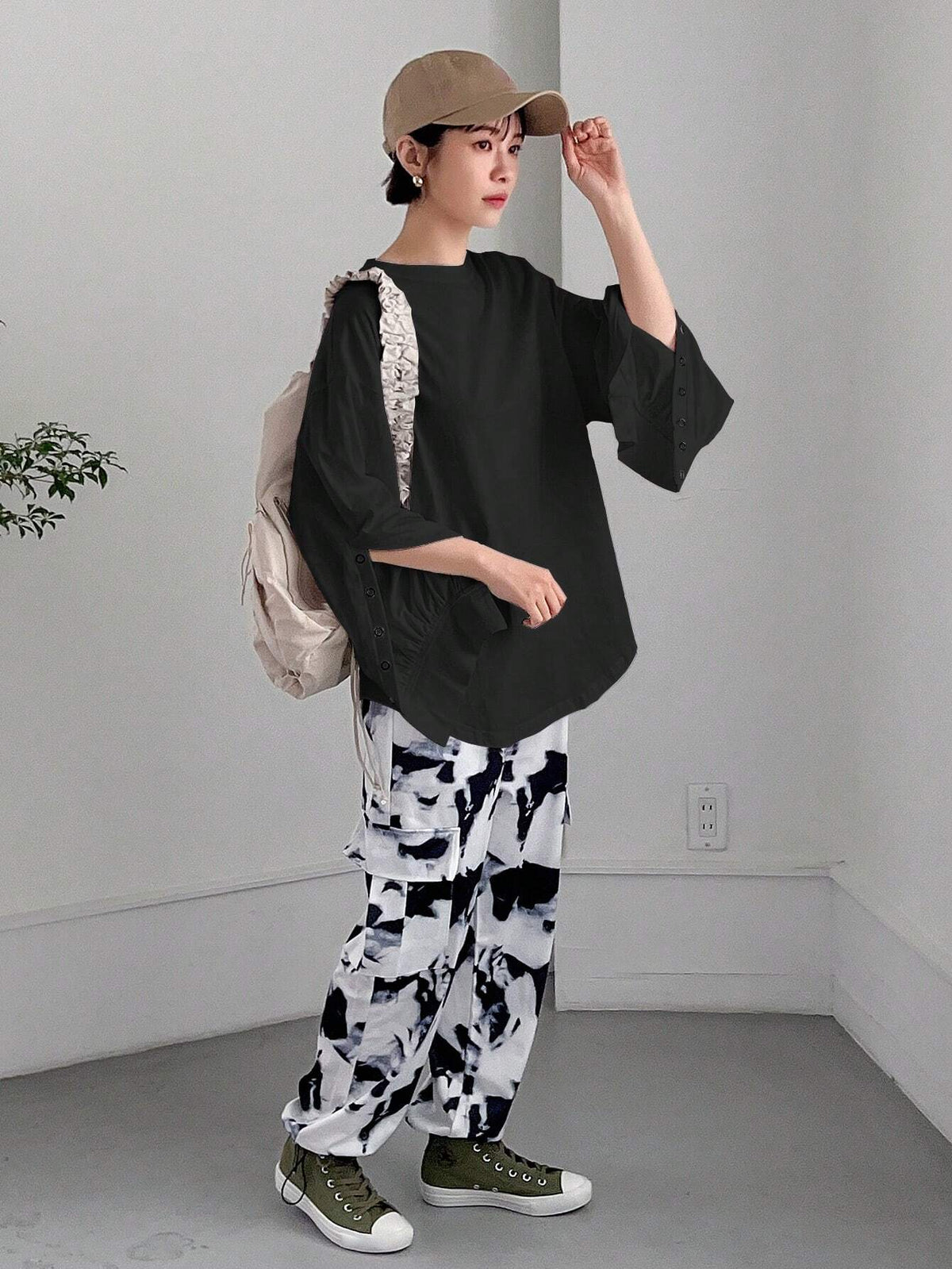 Women SpringSummer Solid Color Lantern Sleeve Loose Casual T-Shirt