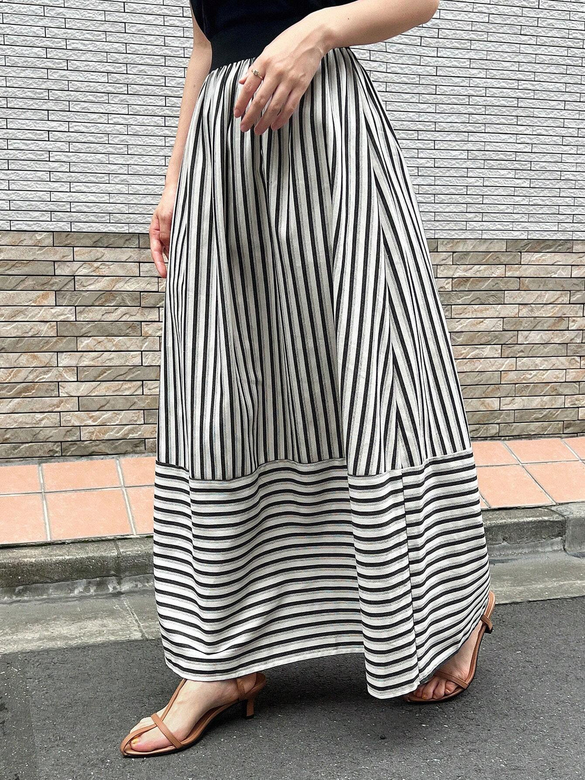 FRIFUL Women's Casual Color Block Striped Long Skirt, Spring/Summer