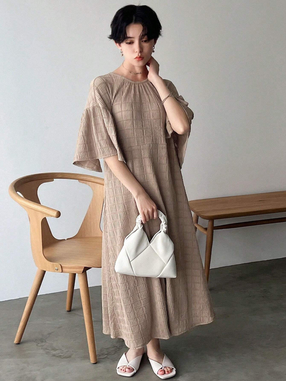FRIFUL Women's Long Sleeve Textured Ruffle Hem Midi Dress