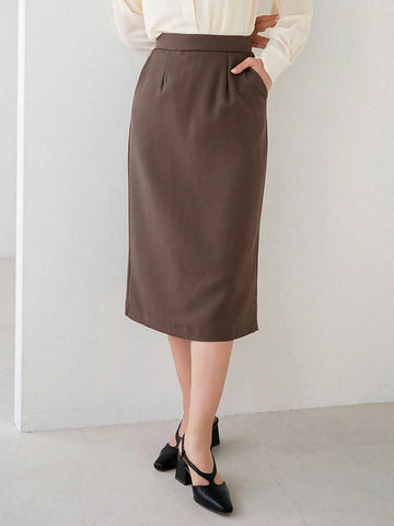 FRIFUL Women's Solid Color Back Slit Skirt, Suitable For Commuting