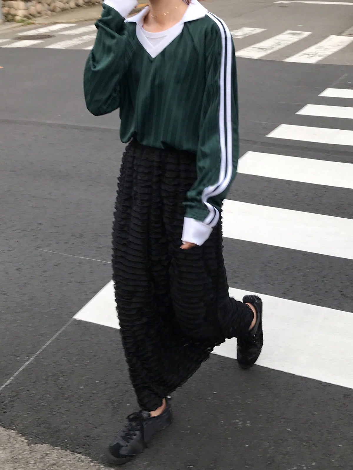 FRIFUL Women's Solid Color Minimalist Skirt, Casual Everyday Wear