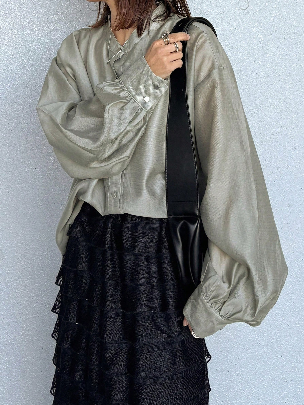 FRIFUL Women's Solid Color Single-Breasted Lantern Sleeve Casual Loose Lightweight Shirt