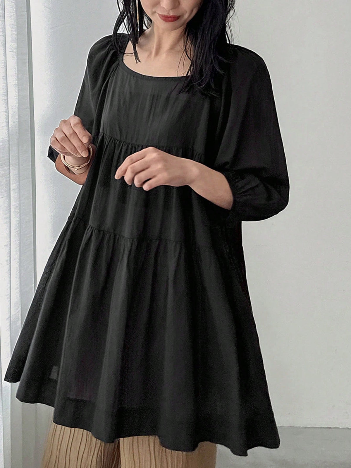 FRIFUL Women's Solid Color Square Neck Lantern Sleeve Ruffle Hem Blouse