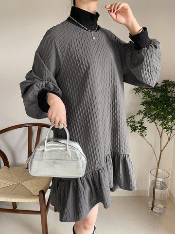 FRIFUL Women's Textured Fabric Ruffle Hem Contrast Color Block Mini Dress