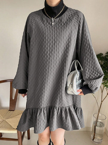 FRIFUL Women's Textured Fabric Ruffle Hem Contrast Color Block Mini Dress