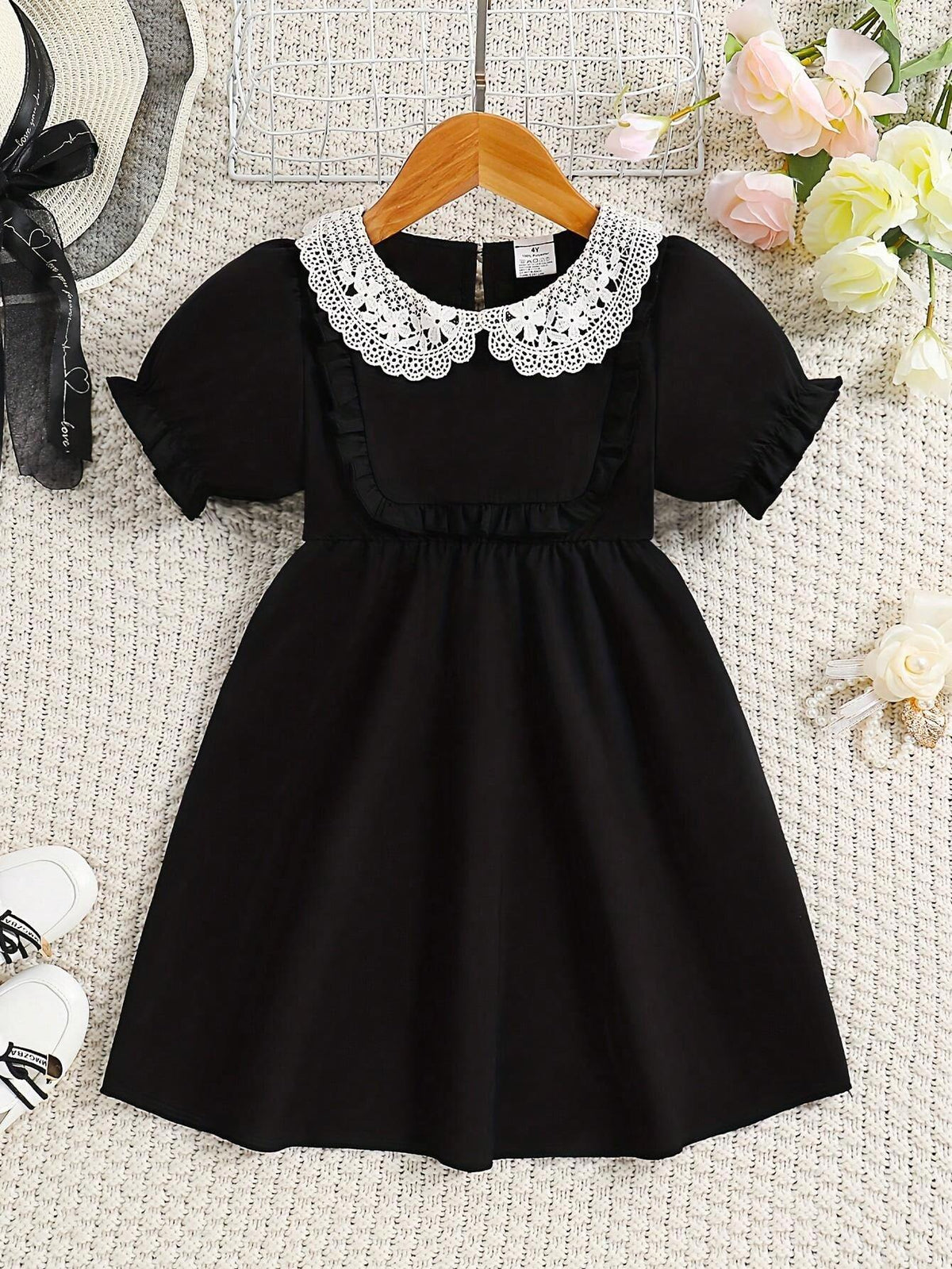Fashionable Elegant Girls' Summer Holiday Embroidered Collar Short Sleeve Woven Dress With Ruffled Hem And Waist-Tie, Comfortable Soft Ladylike Dress For Little And Middle Girls
