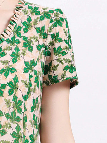 Fashionable Lace Collar Dress Fashion Small Floral Dress