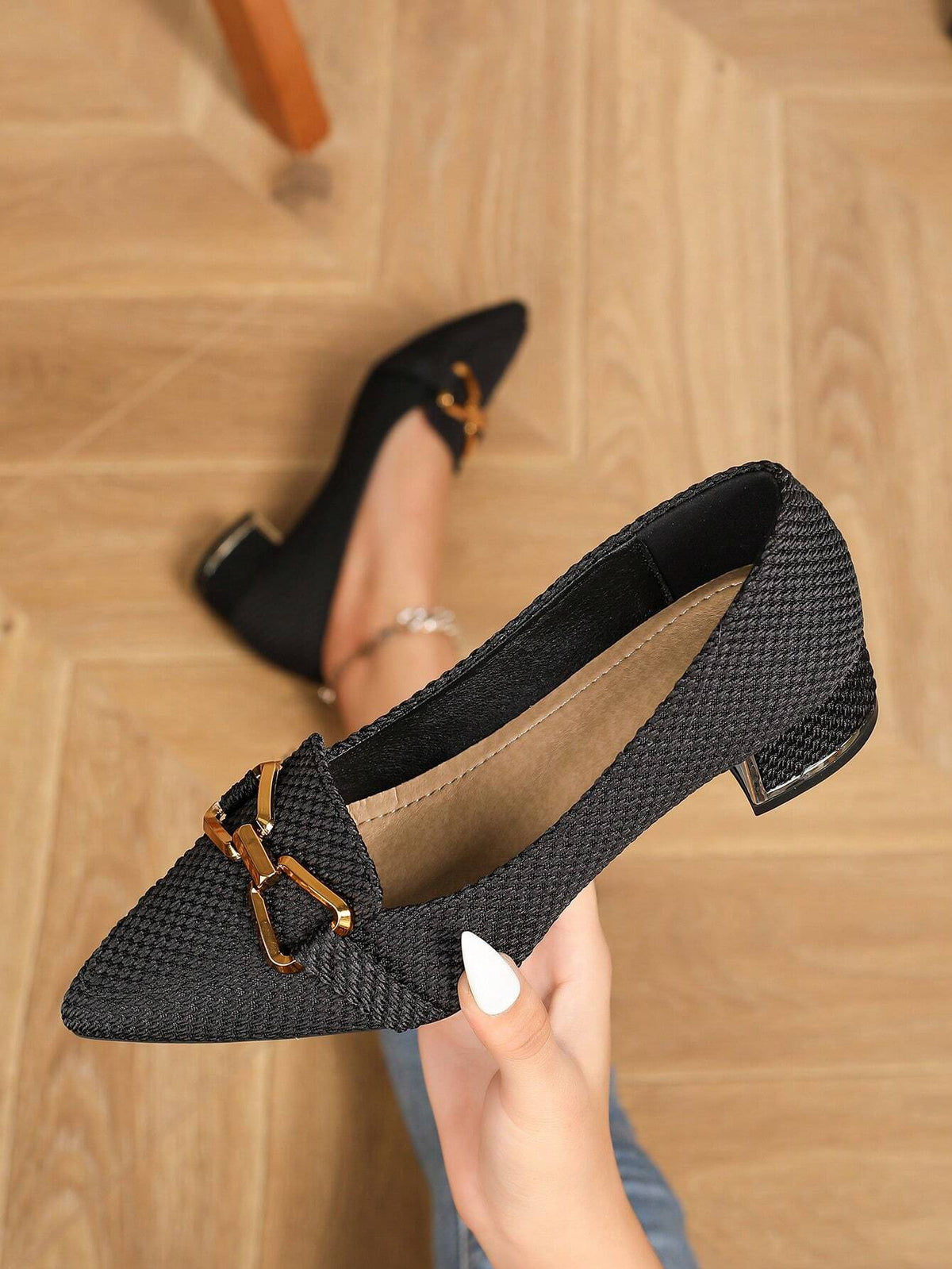 Fashionable Mary Jane Loafers With Pointed Toe, Thick Heels, And Metal Buckle, Versatile And Comfortable Women's Shoes