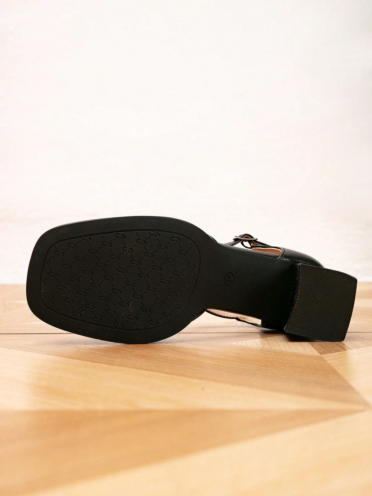 Fashionable Women's Elegant Minimalist Square Toe Chunky Heel Slip-On Classic Party High Heels