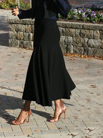 Fashionable Women's Solid Color Simple Daily Wear Skirt