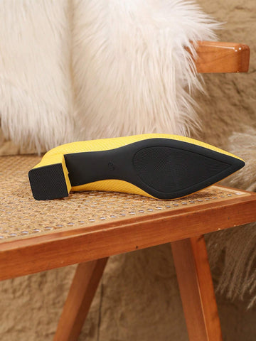 Fashionable & Sexy Chunky Heels Pointed Toe High Heels, Comfortable & Versatile, Yellow, 2024 New Arrival