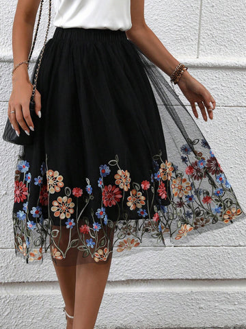 Floral Embroidery Mesh Overlay Skirt