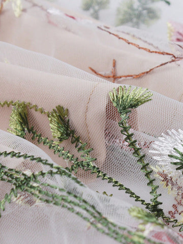 Floral Embroidery Mesh Overlay Skirt