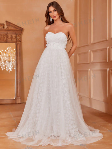 Floral Embroidery Mesh Tube Wedding Dress