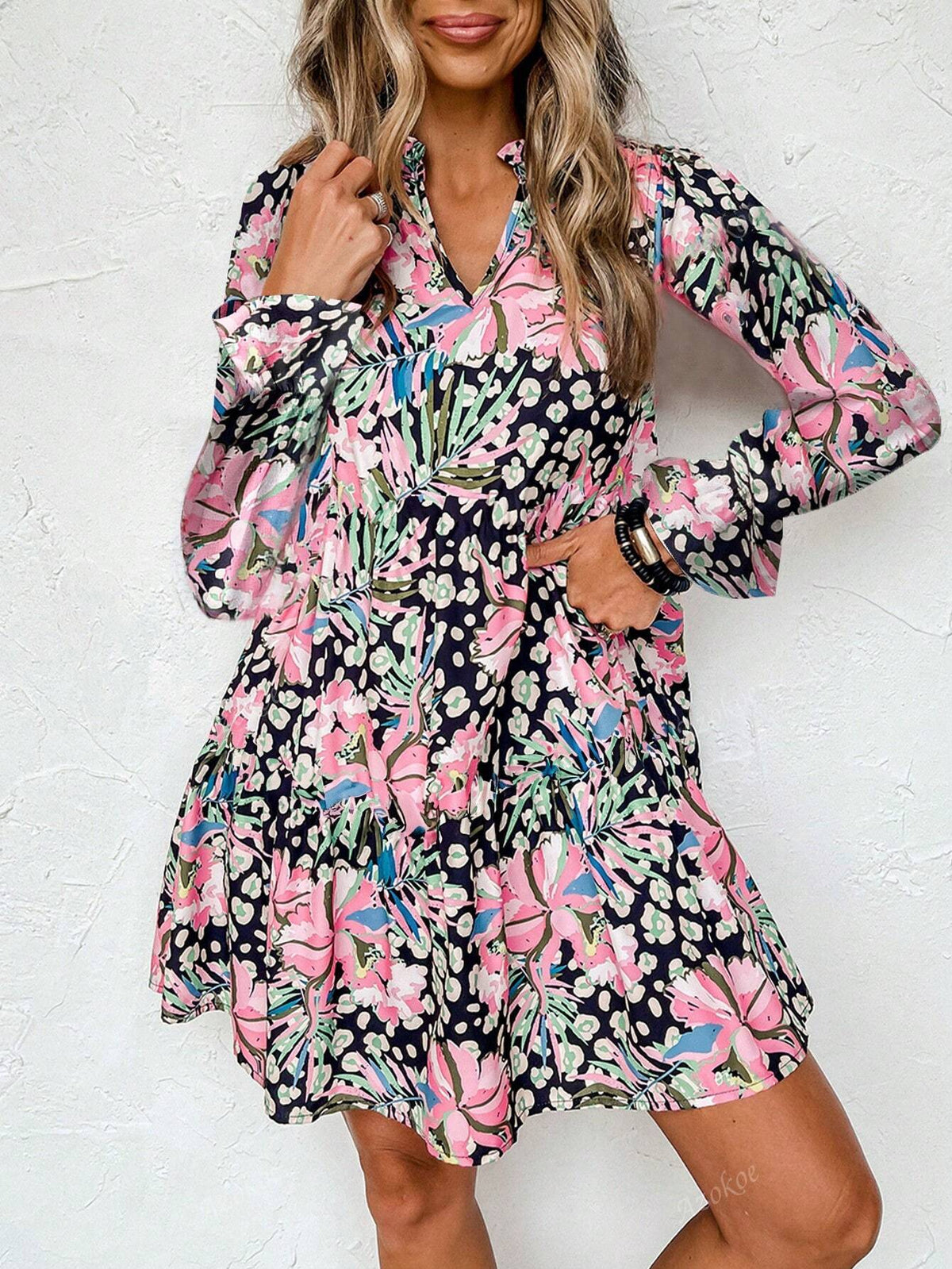 Floral Print Puff Sleeve V Neck Dress