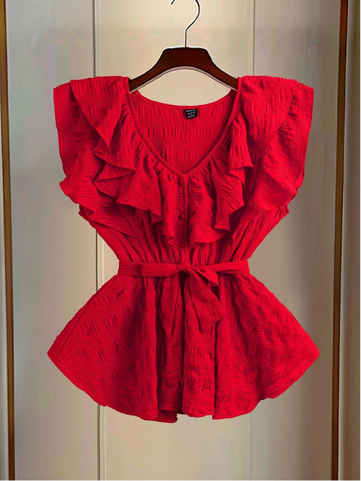 Elegant French Style V-Neck Sleeveless Waist Shaping Red Shirt Blouse For Women,