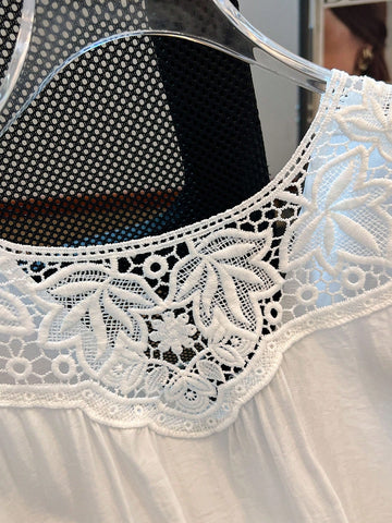 Women's French Casual Elegant Versatile Solid Color V-Neck Splice Lace Cuff Brim Detail Blouse