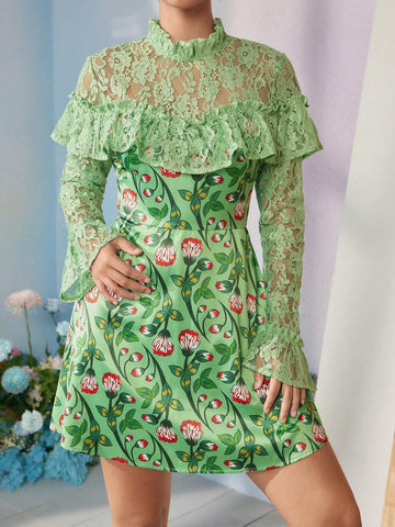Designer Caterine Sanchez Floral Printed And Lace Flounce Short Dress