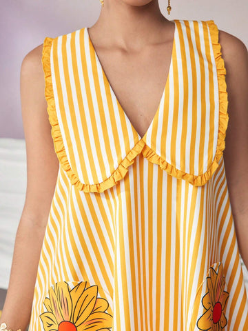 Designer VALERIA GALIPOLI Floral And Striped Print Frill Trim Statement Collar Short