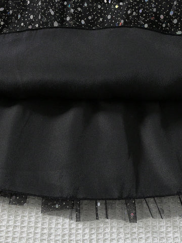 Young Girls New Black Sequin Mesh Tulle A-Line Dress With Ruffles, Round Neck, Lantern Sleeves, Bow Tie, For Spring And Autumn