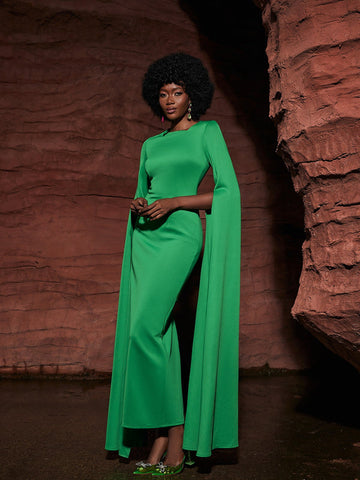 Gertie Long Sleeve Cutout Maxi Dress In Green