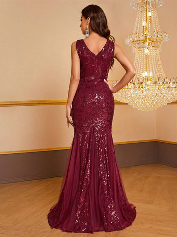 Giffniseti Plunging Neck Mermaid Hem Sequin Prom Dress