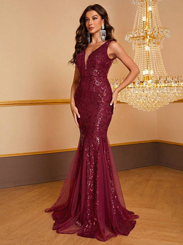 Giffniseti Plunging Neck Mermaid Hem Sequin Prom Dress