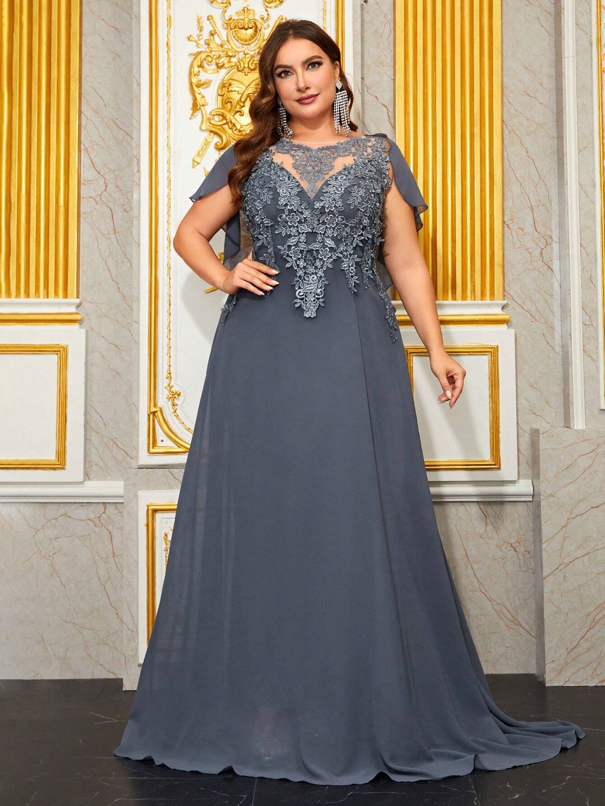 Giffniseti Plus Contrast Guipure Lace Formal Dress