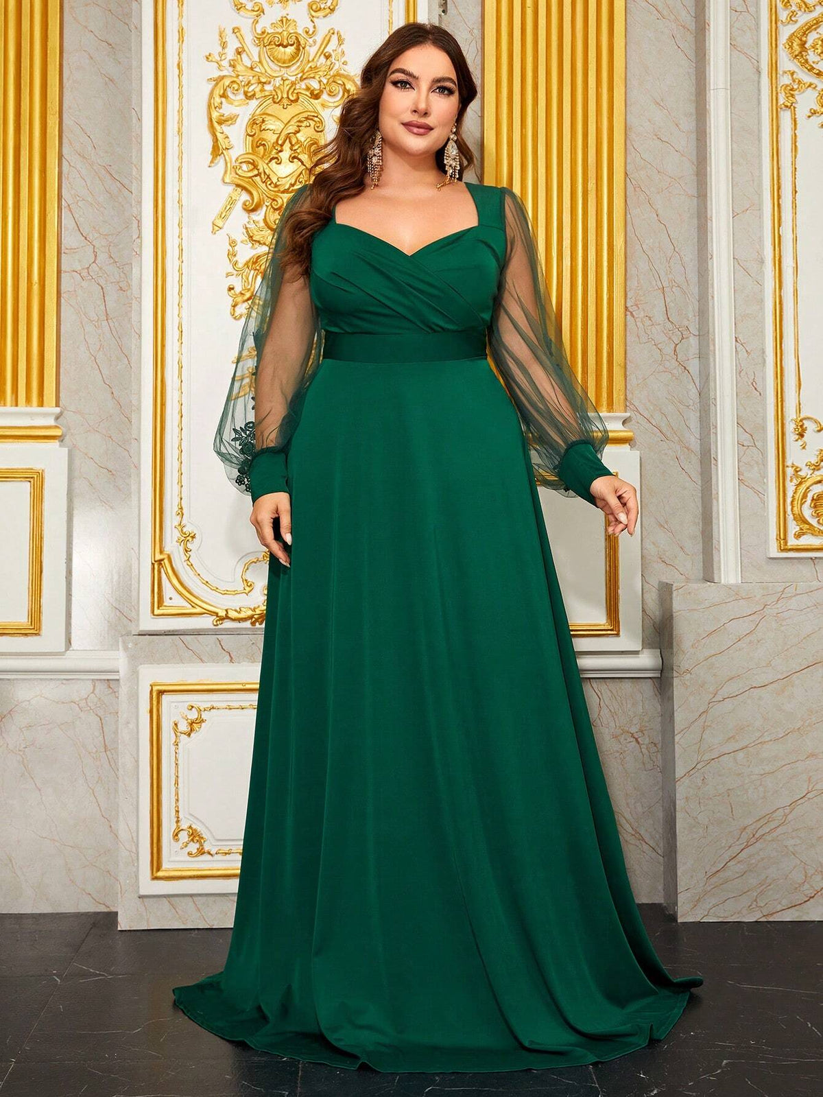 Giffniseti Plus Sweetheart Neck Mesh Panel Ruched Formal Dress