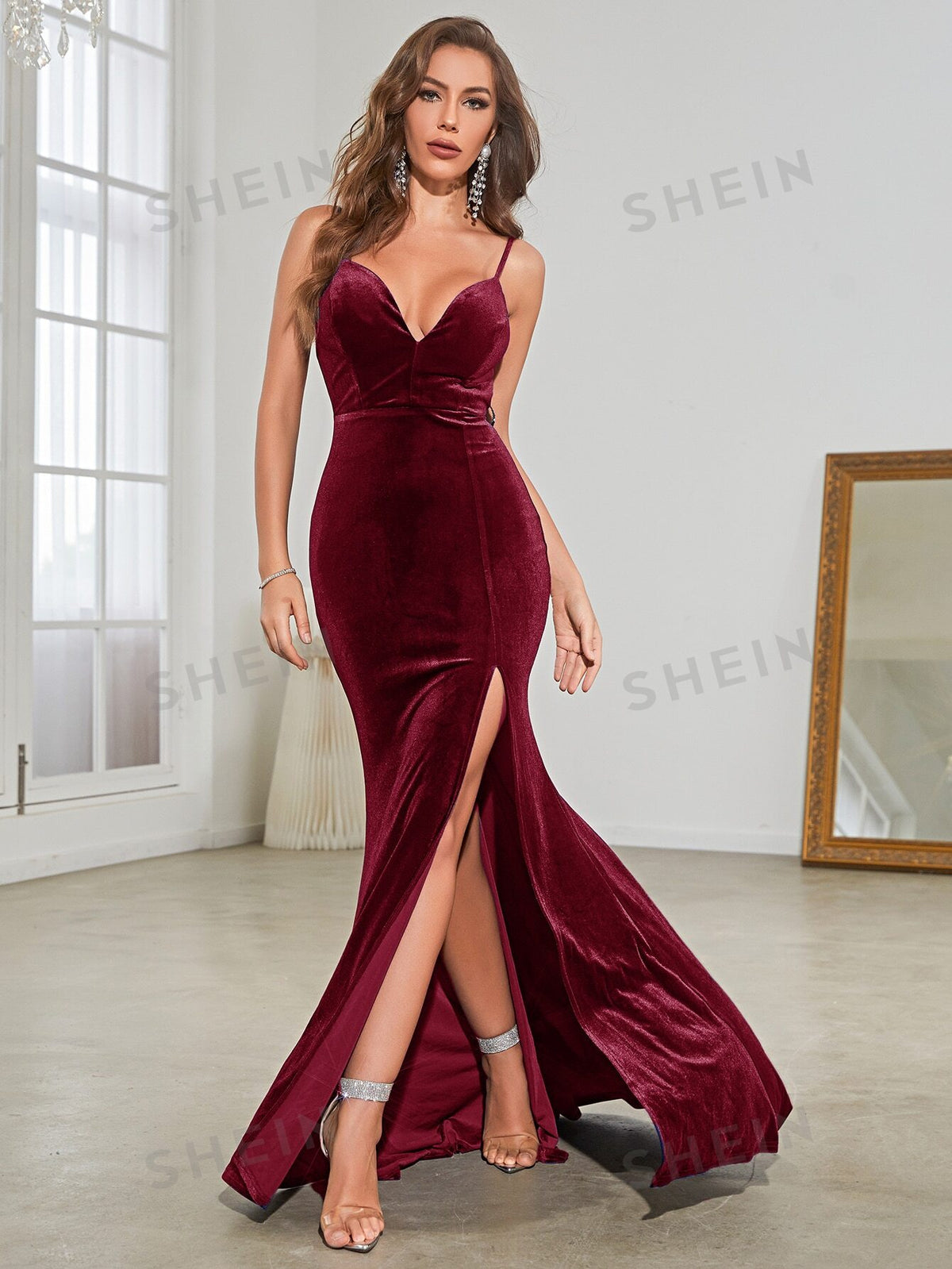Giffniseti Split Thigh Backless Velvet Cami Dress
