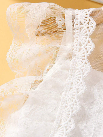 Girl Mesh Dress With Various Embroidery, Floral Decor, Knitting Lace, Two Layers Of Mesh, One Layer Of Lining, Zipper Closure. Suitable For Summer Parties And Weddings.