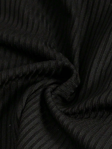 Girl Set Of 2 Comprising A Knitted Tank Top Vest With Straps, A Functional Style Skirt, And An Adjustable Waist Casual And Stylish Belt