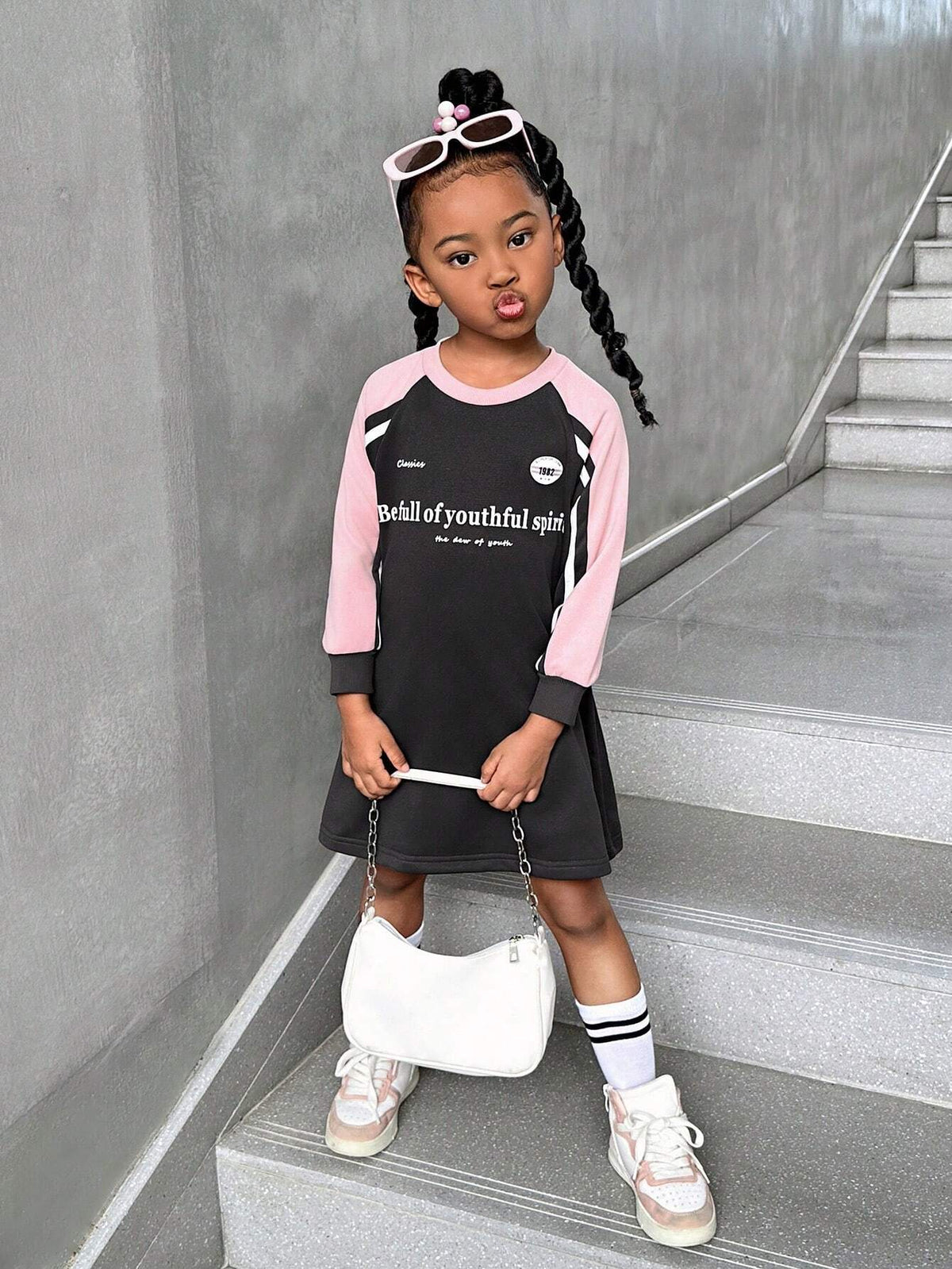 Girls Casual Daily Simple Raglan Sleeve Long Sleeve Dress With Gray-Pink Color Block Design, Fashion Minimalist Hoodie Dress Suitable For Back To School Wear, Autumn New Arrival