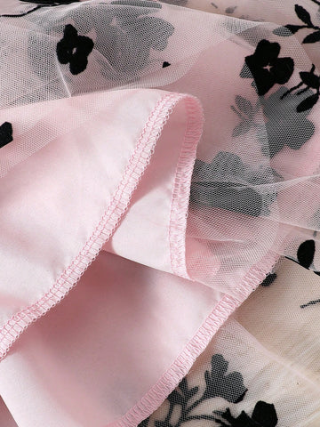 Girls' Casual Fashionable Knitted Ribbed Short Sleeve Floral Applique Mesh Mini Dress