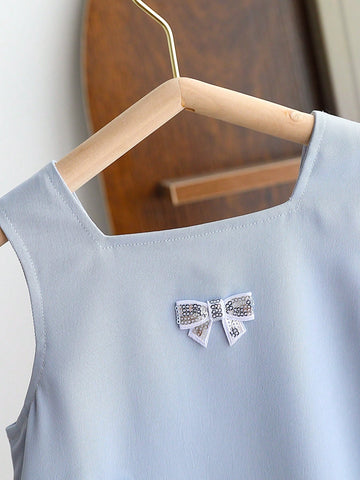 Girls Casual Pinafore Dress With Handmade Bow Decor