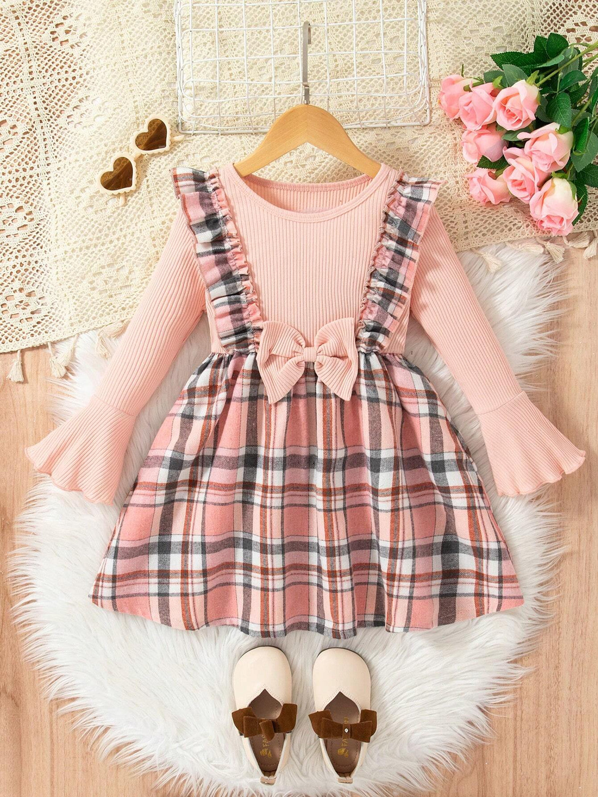 Girls Casual Round Neck Ruffle Flare Sleeve Bow Decor Dress