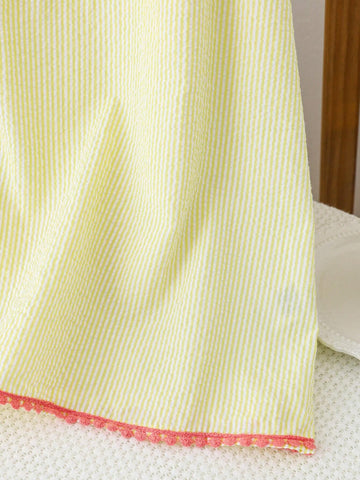 Girls' Country Vacation Light Yellow Striped Dress Suitable For Daily Wear And Outdoor Activities, Suitable For Spring And Summer Seasons.