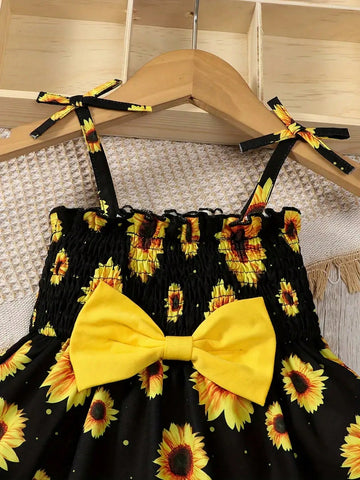 Girls' Dress With Chrysanthemum Print And Bow Strap