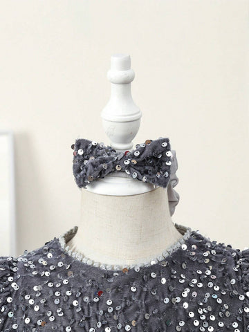 Girls' Elegant And Graceful Velvet And Mesh Party Dress With Beaded Decoration