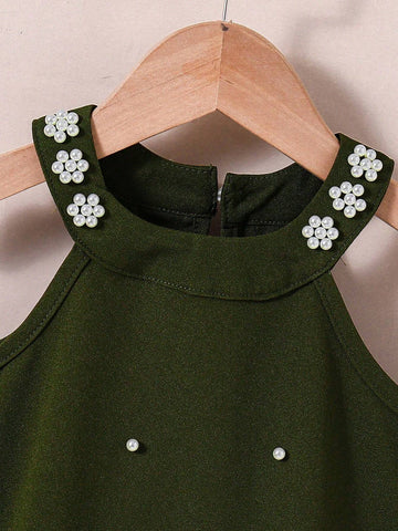 Girls Elegant Dark Green Sleeveless Beaded Ruffle Hem Dress, Featuring Pearl Accented Details And Ruffle Skirt, Chic And Minimalist