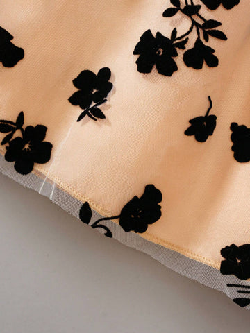 Girls Fashionable And Elegant Lace Bow Belt Sleeveless Hollow Dress Suitable For Summer Holiday Party