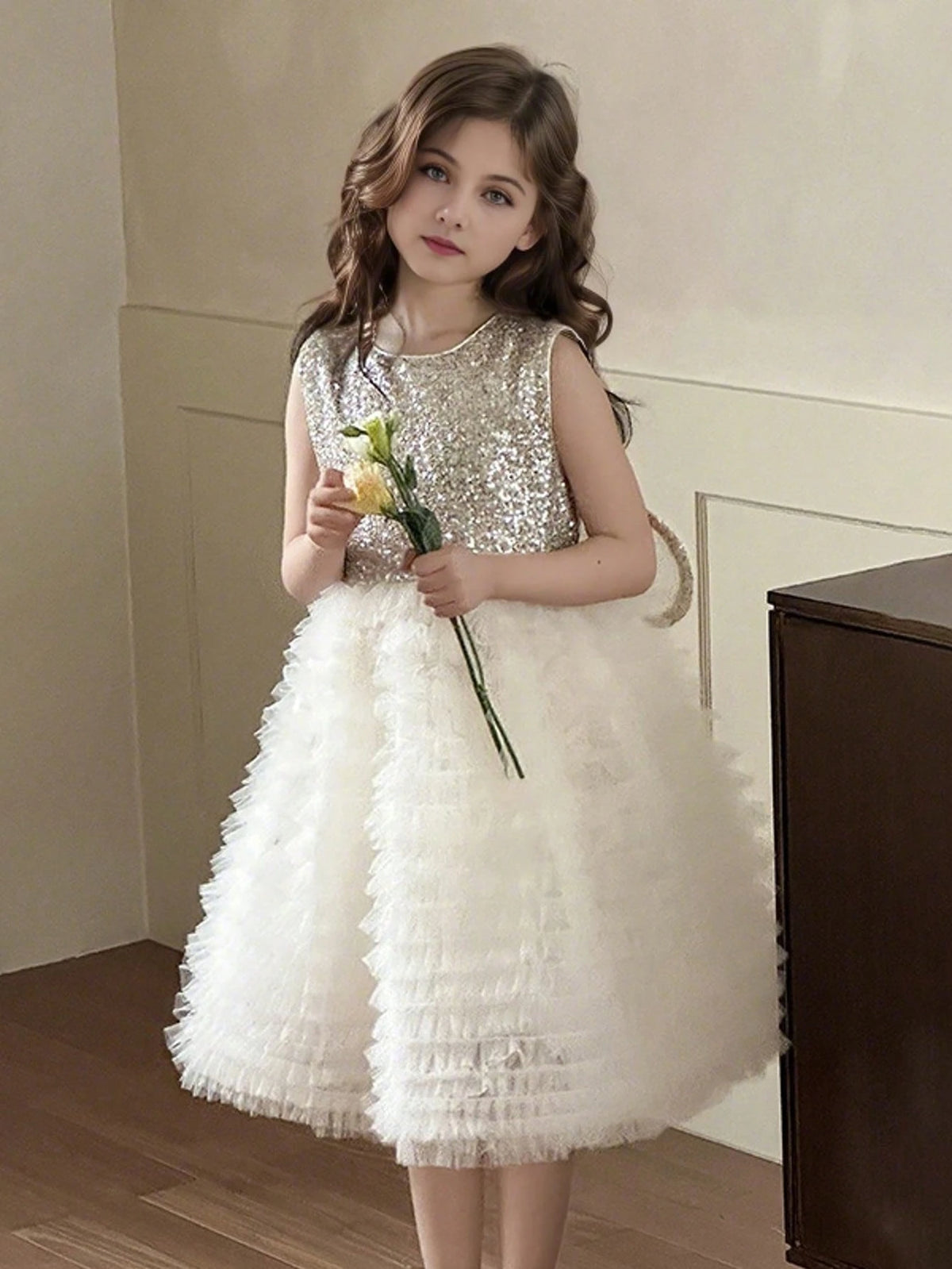 Girls' Fashionable Sequin & Mesh Patchwork Princess Dress With Wing Detail, Summer
