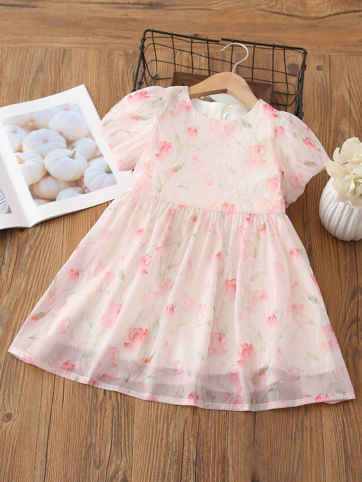 Girls' Floral Print Short Sleeve Summer Dress With Round Neck