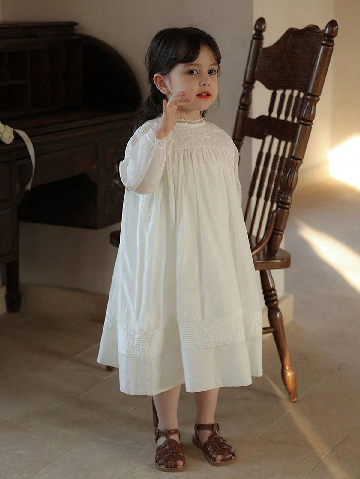 Girls' Long Sleeve Lace Sweet Princess Dress, Pleated Design
